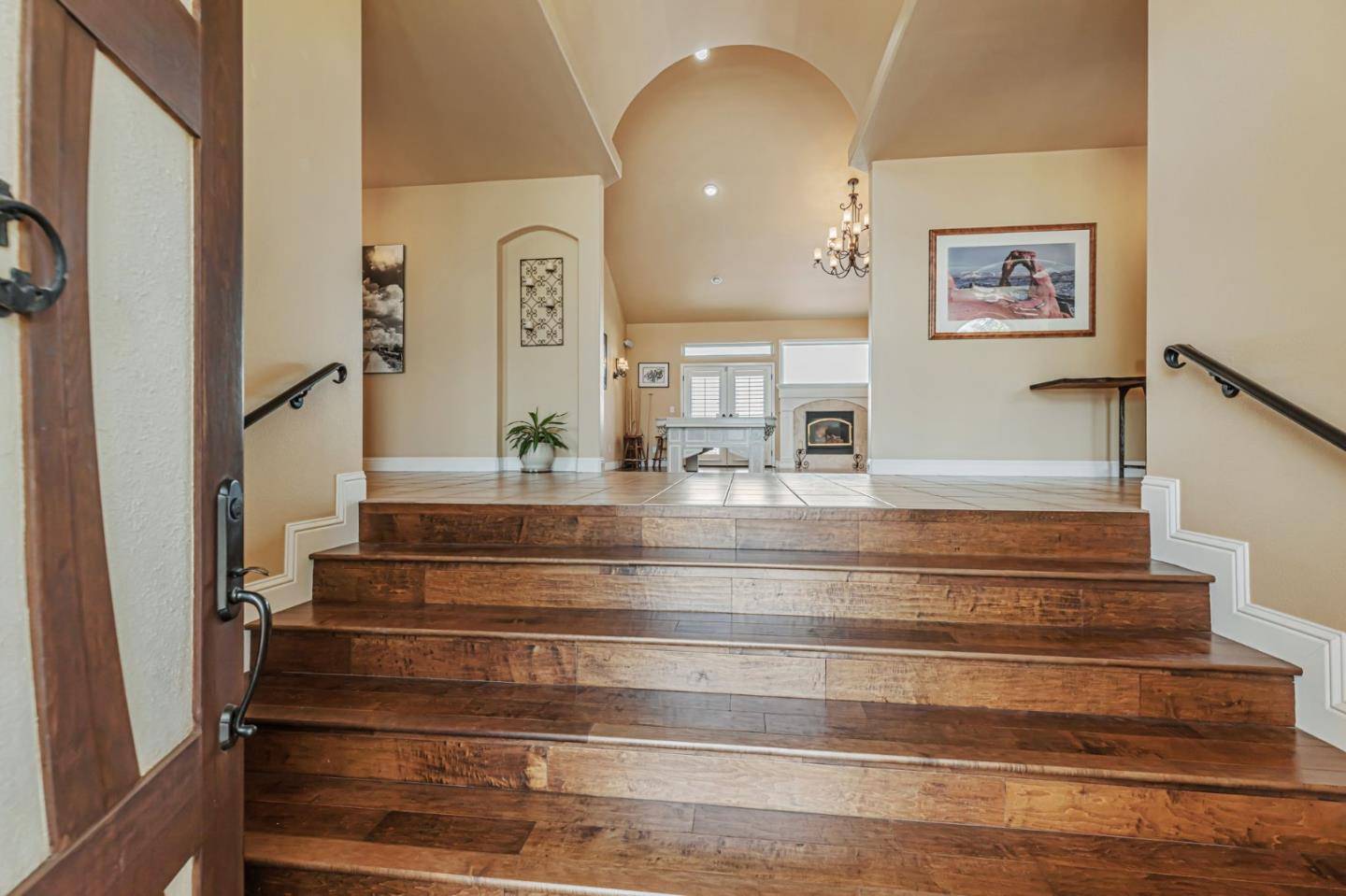 Hollister, CA 95023,50 Schmidt Court