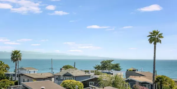 423 Hillcrest Drive, Aptos, CA 95003