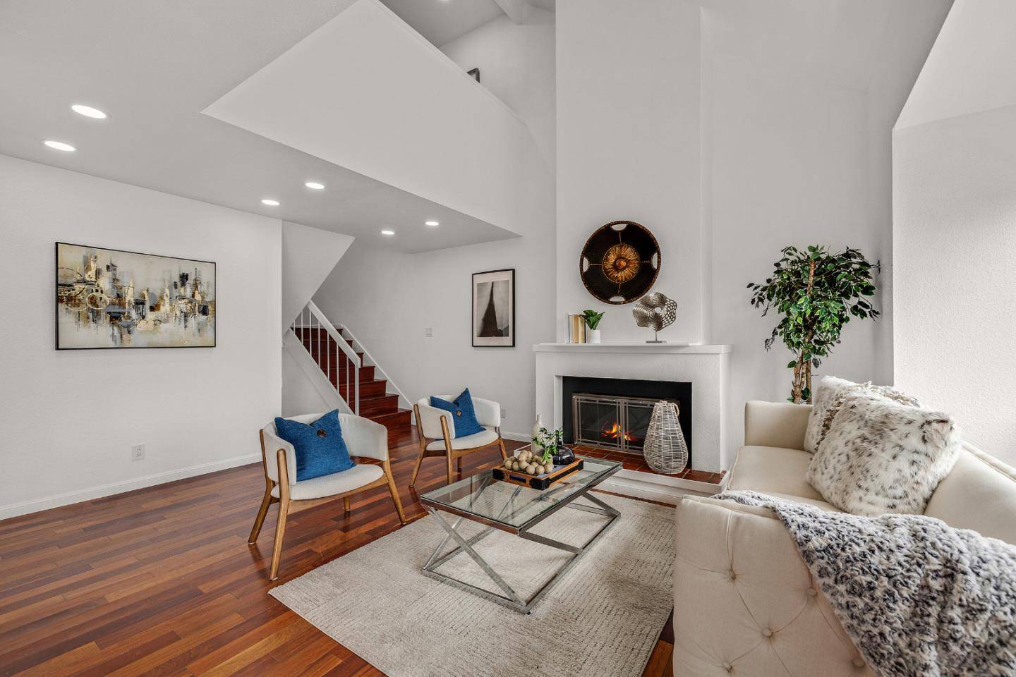318 Innisfree Drive, Daly City, CA 94015