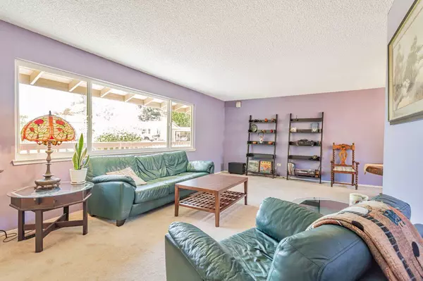 Aptos, CA 95003,446 Semple Avenue