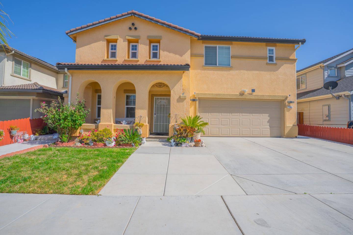 Los Banos, CA 93635,2385 N Mountainside Drive