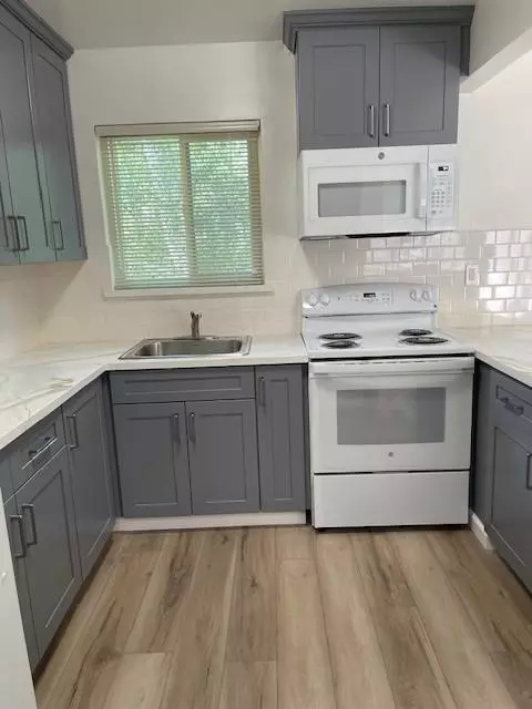 723 san mateo ave, Burlingame, CA 94010