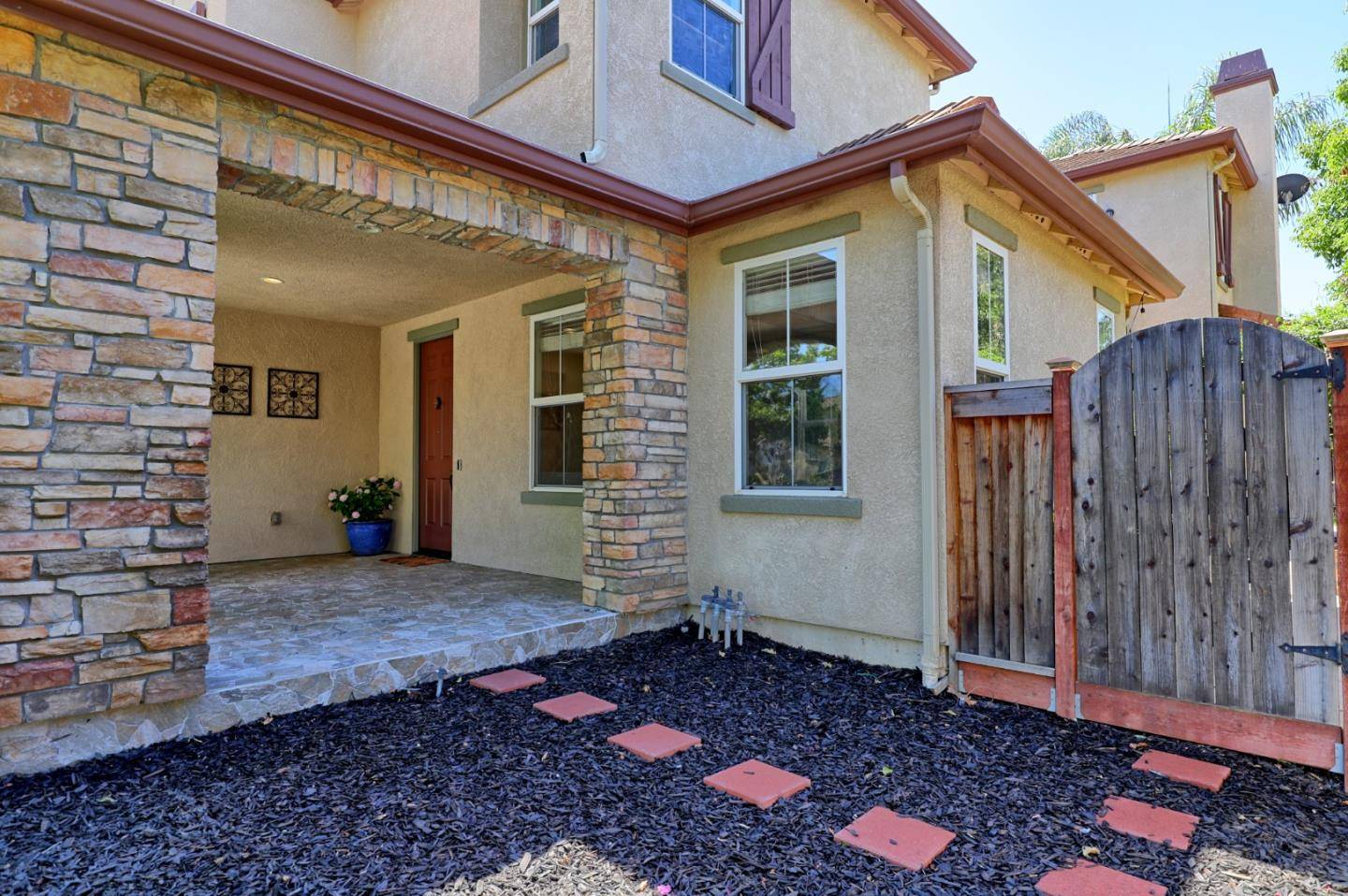 Gilroy, CA 95020,1250 Sunrise Drive