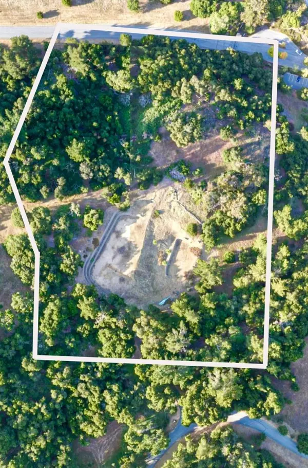 Salinas, CA 93907,8734 Eagles Roost Road