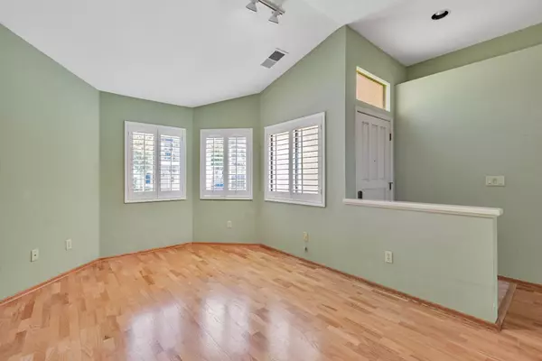 San Jose, CA 95135,7713 Galloway Drive