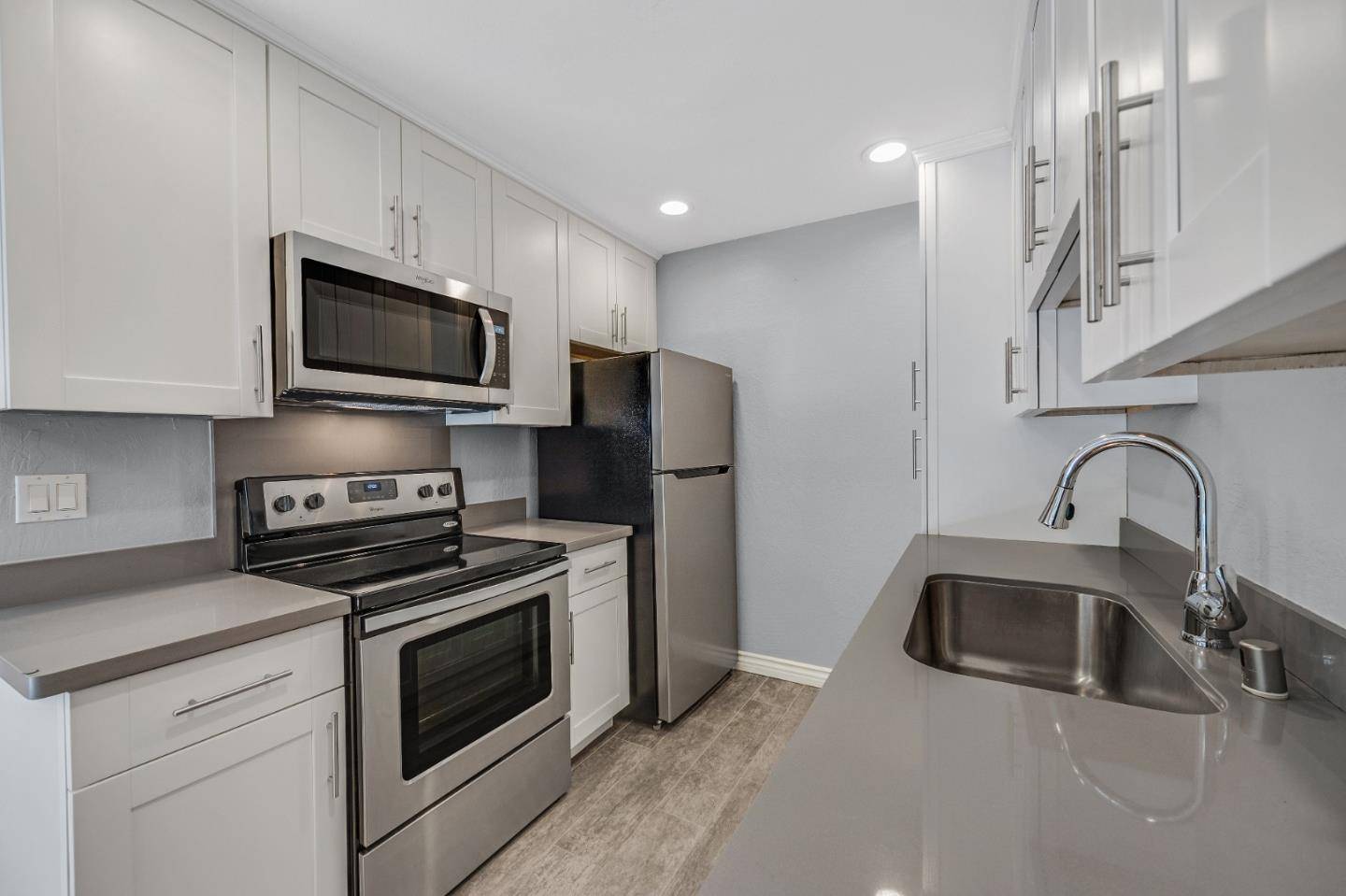 Mountain View, CA 94040,2025 California Street #8