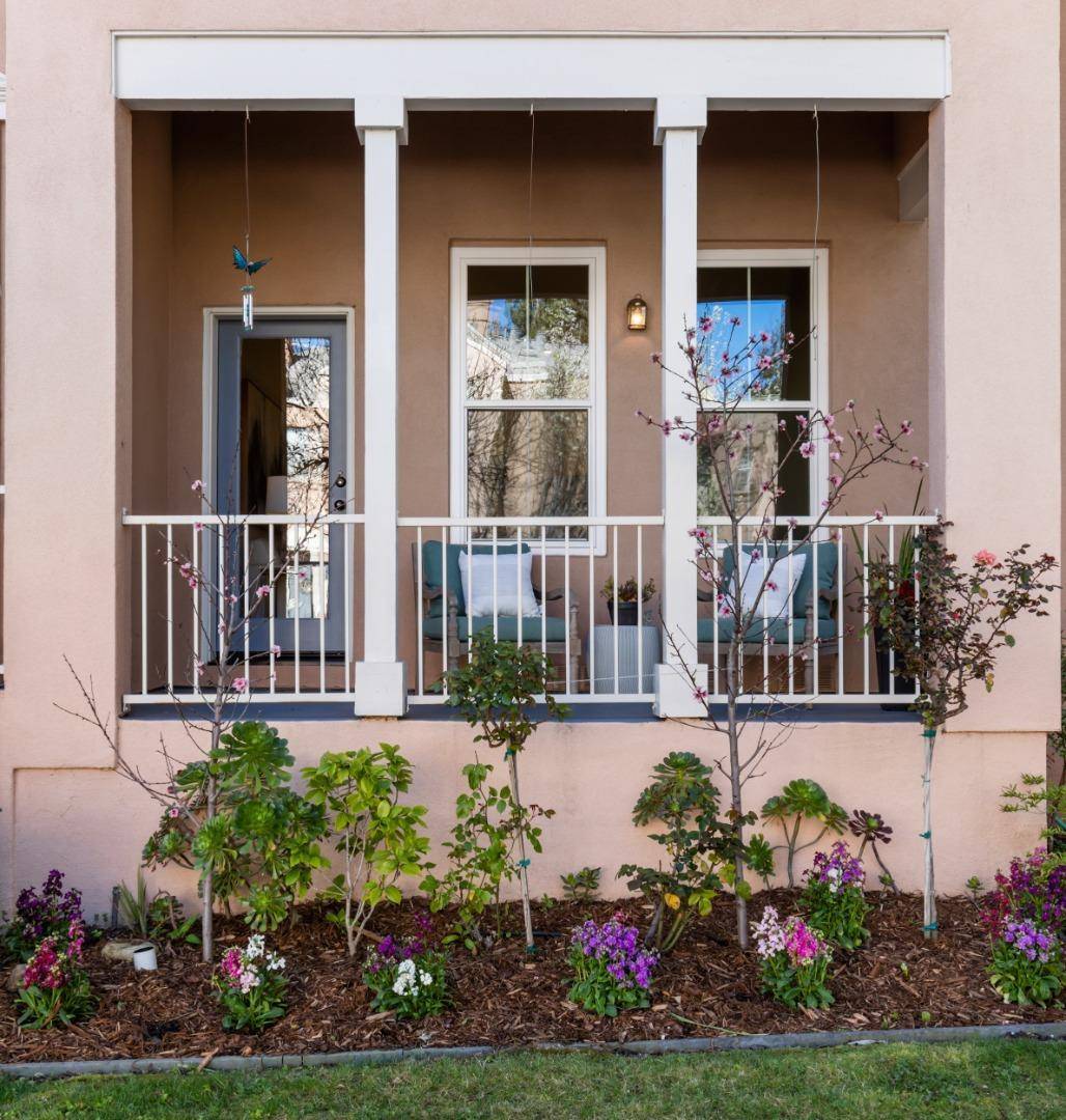 Mountain View, CA 94040,121 Pacchetti Way