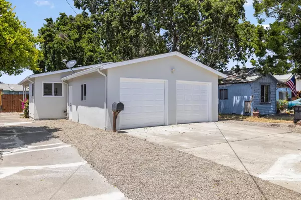 771 4th Avenue, Redwood City, CA 94063