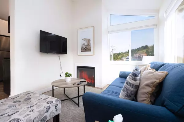 Pacifica, CA 94044,472 Lewis Lane