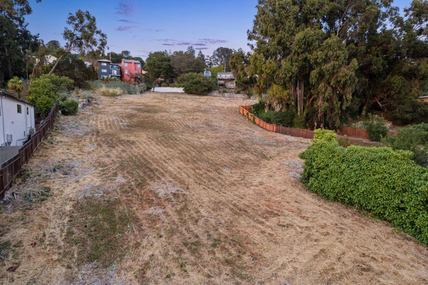 Oakland, CA 94605,2932 Cumberland Way
