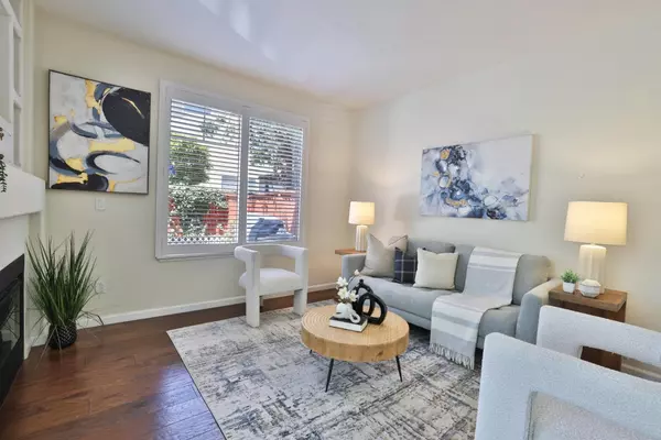 Milpitas, CA 95035,21 Pond Court