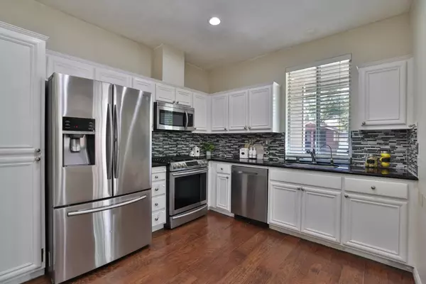 Milpitas, CA 95035,21 Pond Court