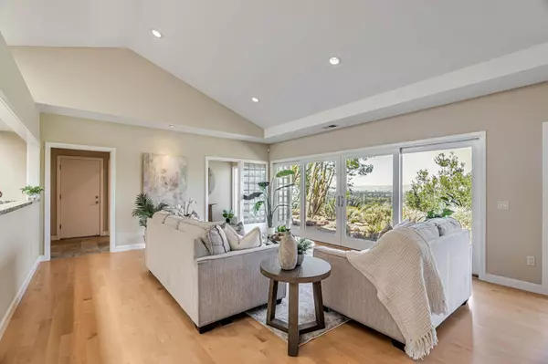 Los Gatos, CA 95032,15010 Larga Vista Drive