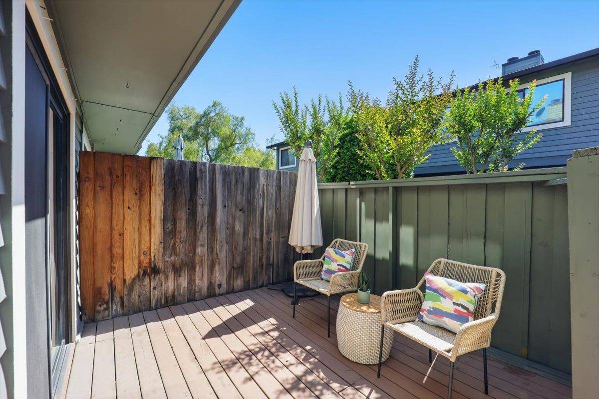 Campbell, CA 95008,2216 Fazeli Court