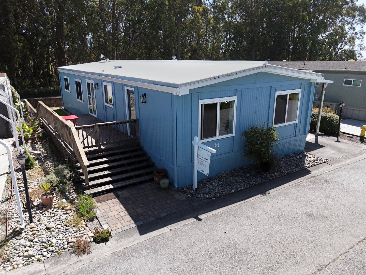 53 Creekside Avenue #., Half Moon Bay, CA 94019