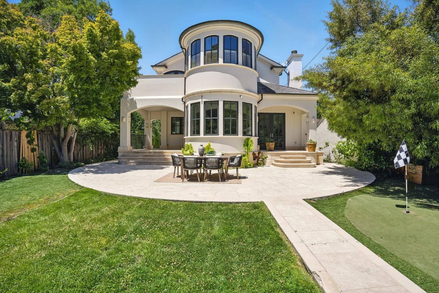 Palo Alto, CA 94301,842 Boyce Avenue