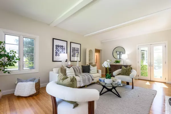 San Mateo, CA 94402,313 Seville Way