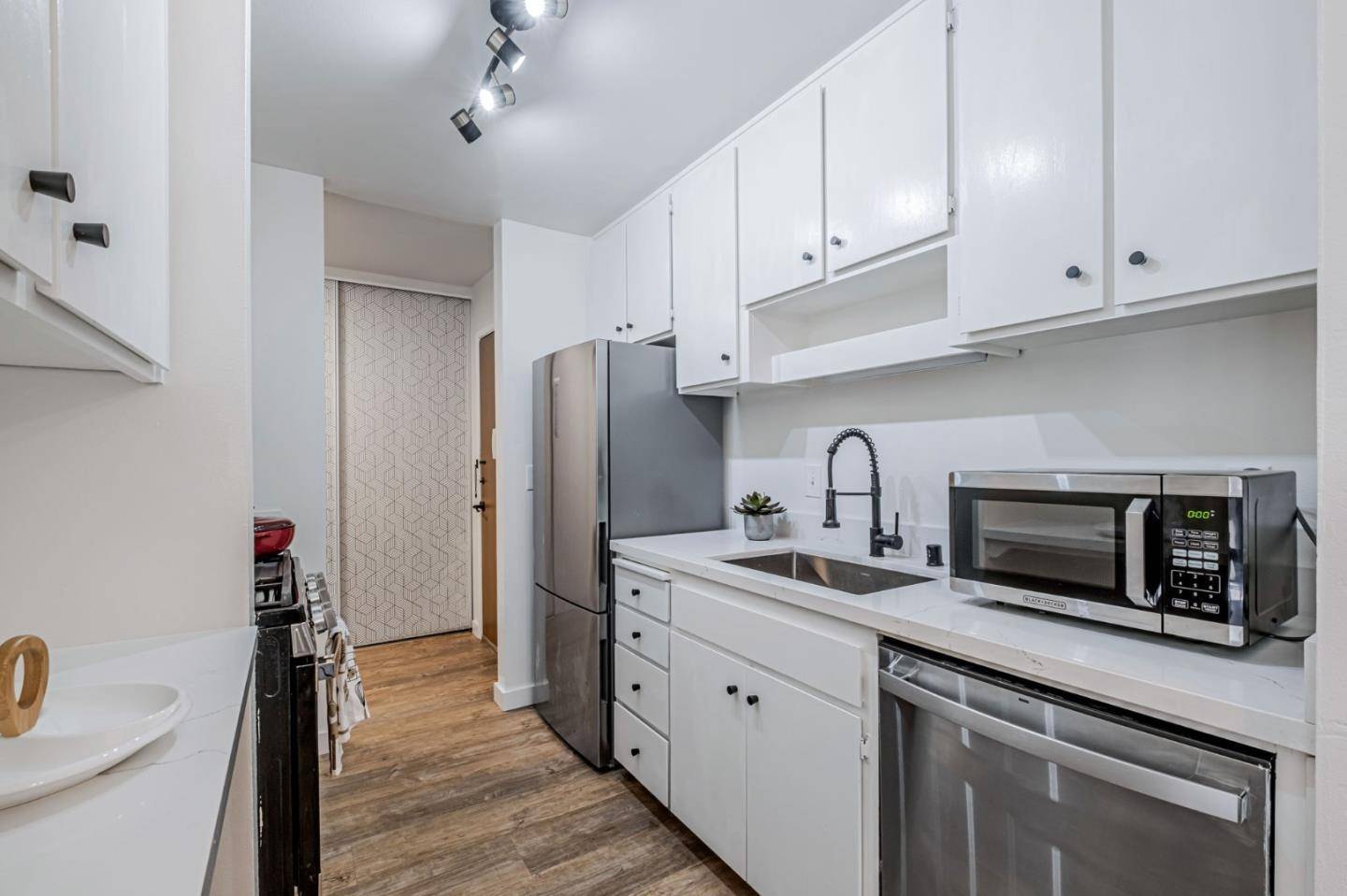 Berkeley, CA 94709,2700 Le Conte Avenue #301