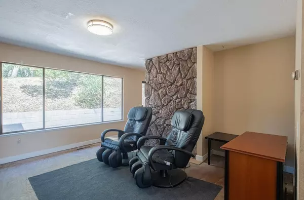 Prunedale, CA 93907,18105 Wylie Hill Lane