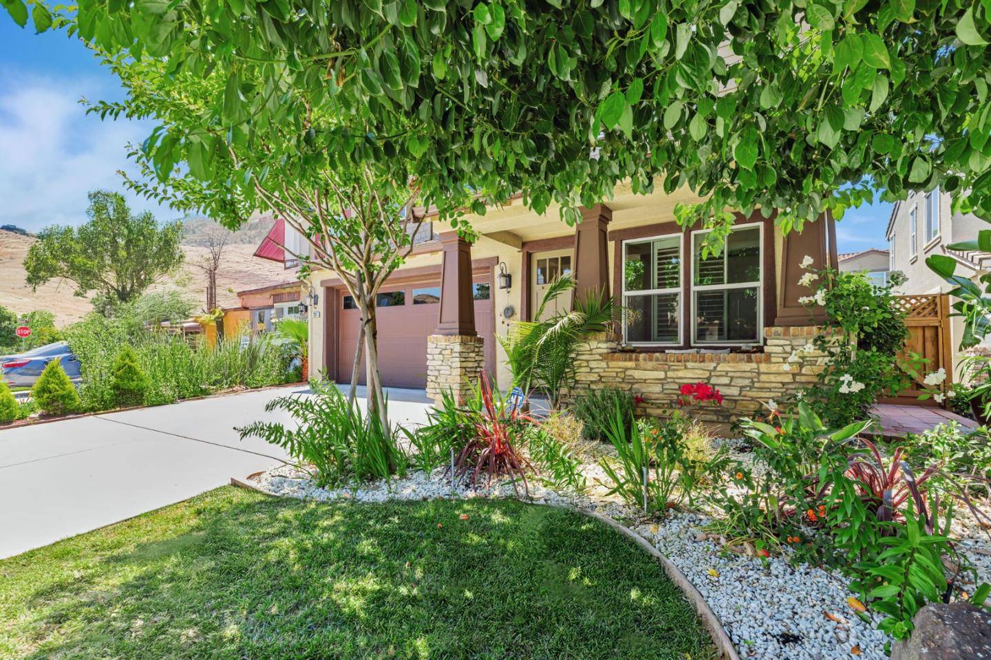 Morgan Hill, CA 95037,231 Coriander Avenue