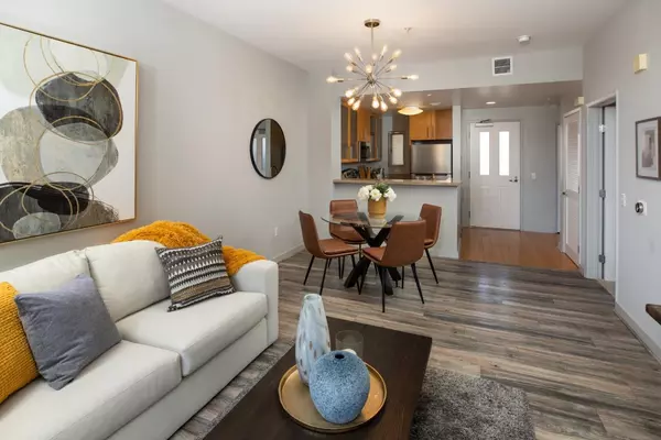 San Jose, CA 95113,25 S 3rd Street #311