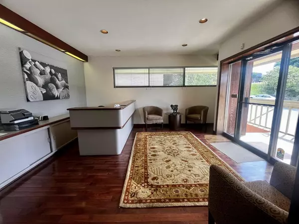Santa Cruz, CA 95060,121 Jewell Street