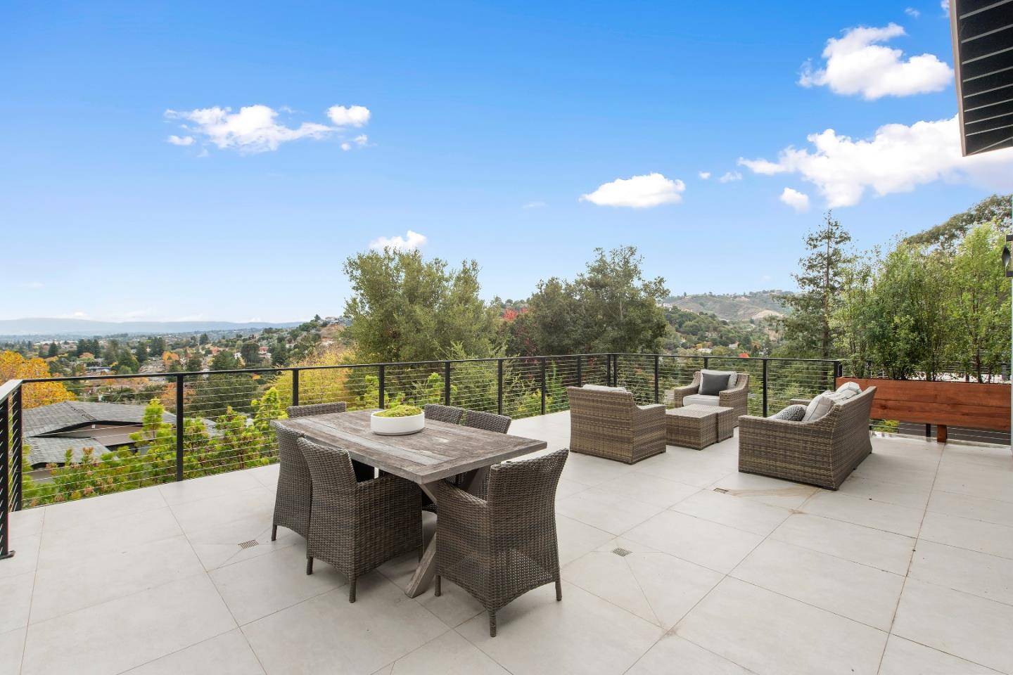 21 Highland Avenue, San Carlos, CA 94070