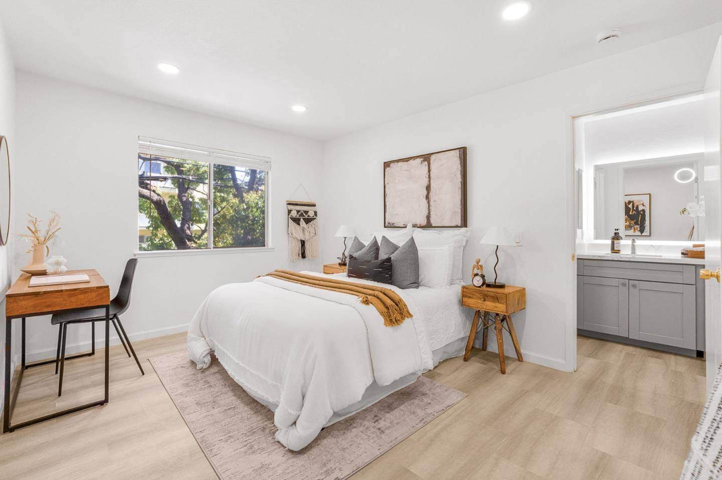 Oakland, CA 94611,3751 Harrison #101