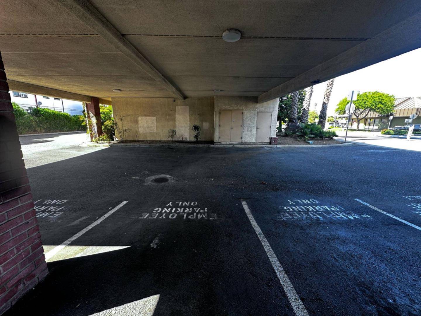 Sunnyvale, CA 94087,998 E El Camino Real