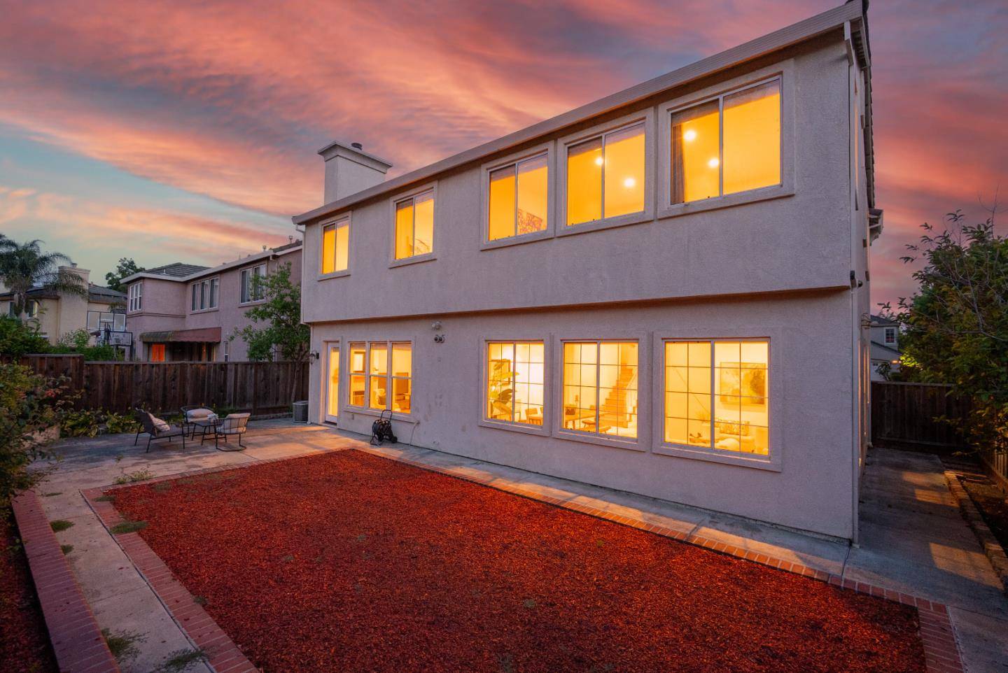 Hayward, CA 94544,336 Arrowhead Way