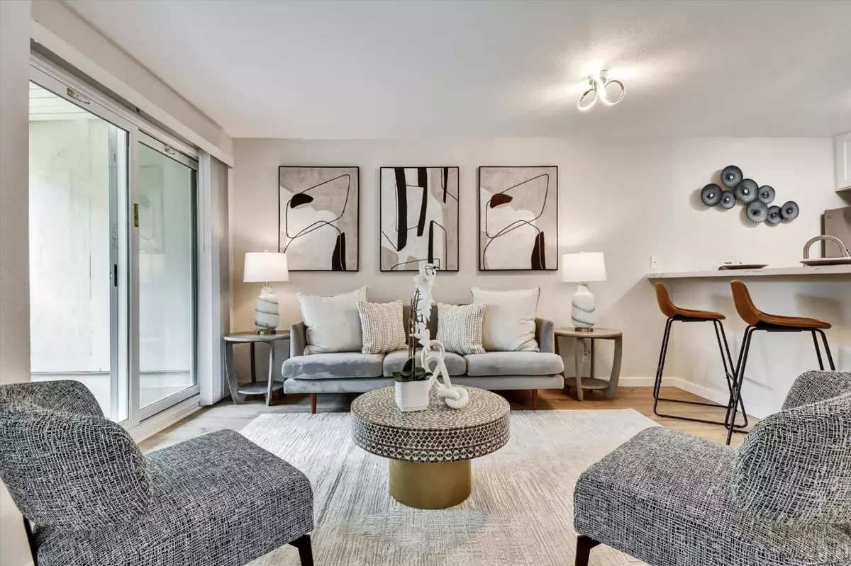 Daly City, CA 94015,397 Imperial Way #106