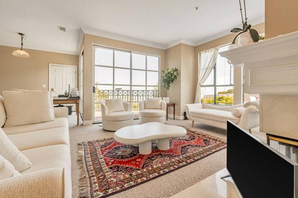 200 Portola Drive #201, San Francisco, CA 94131