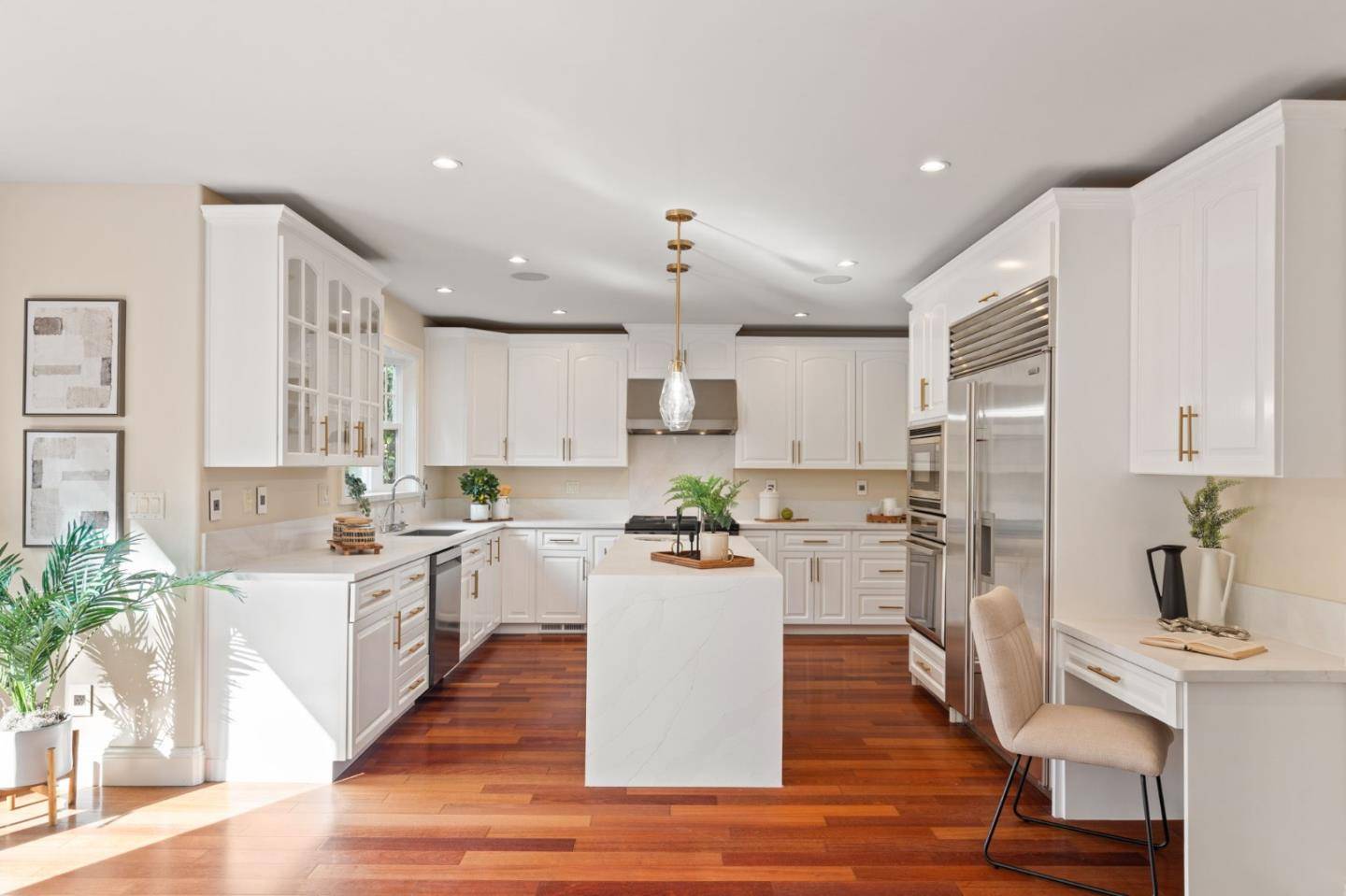 Menlo Park, CA 94025,2124 Oakley Avenue