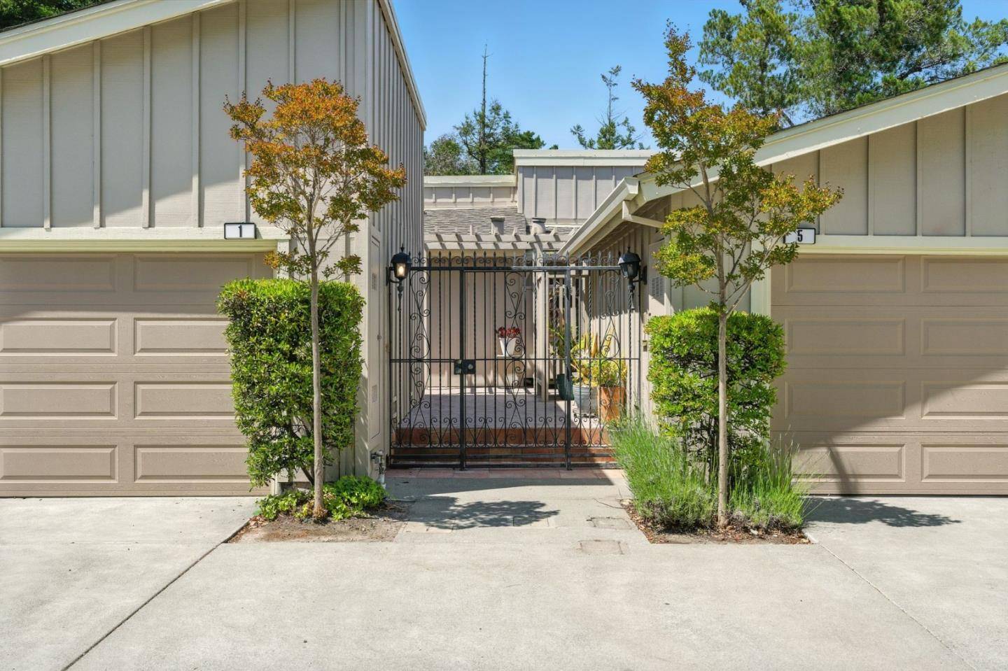 San Mateo, CA 94402,1 Creekridge Court