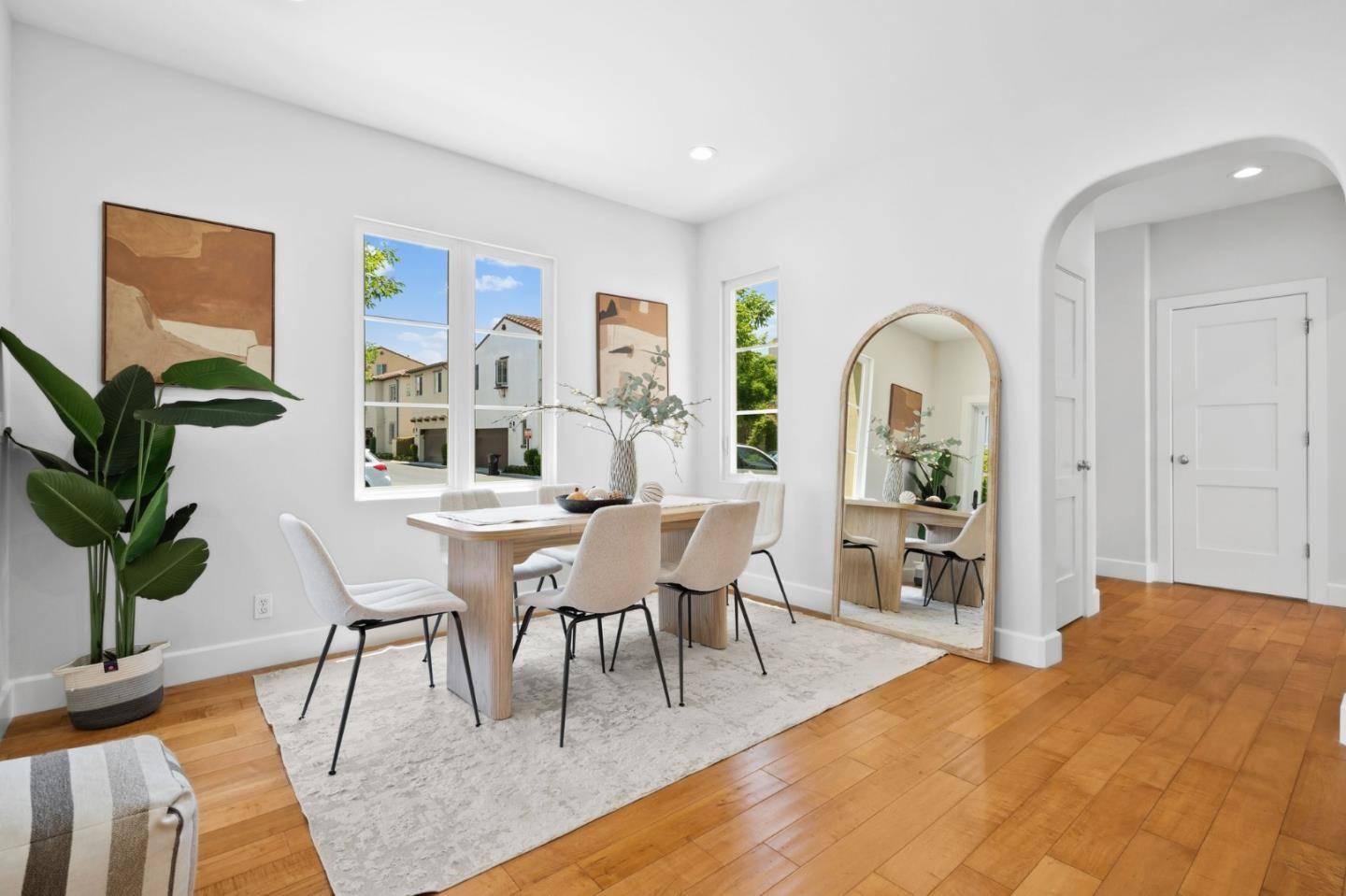 San Jose, CA 95126,1305 Dahlia Loop