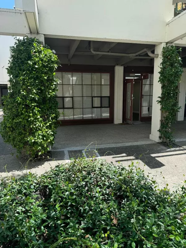 101 Gregory Lane, Pleasant Hill, CA 94523