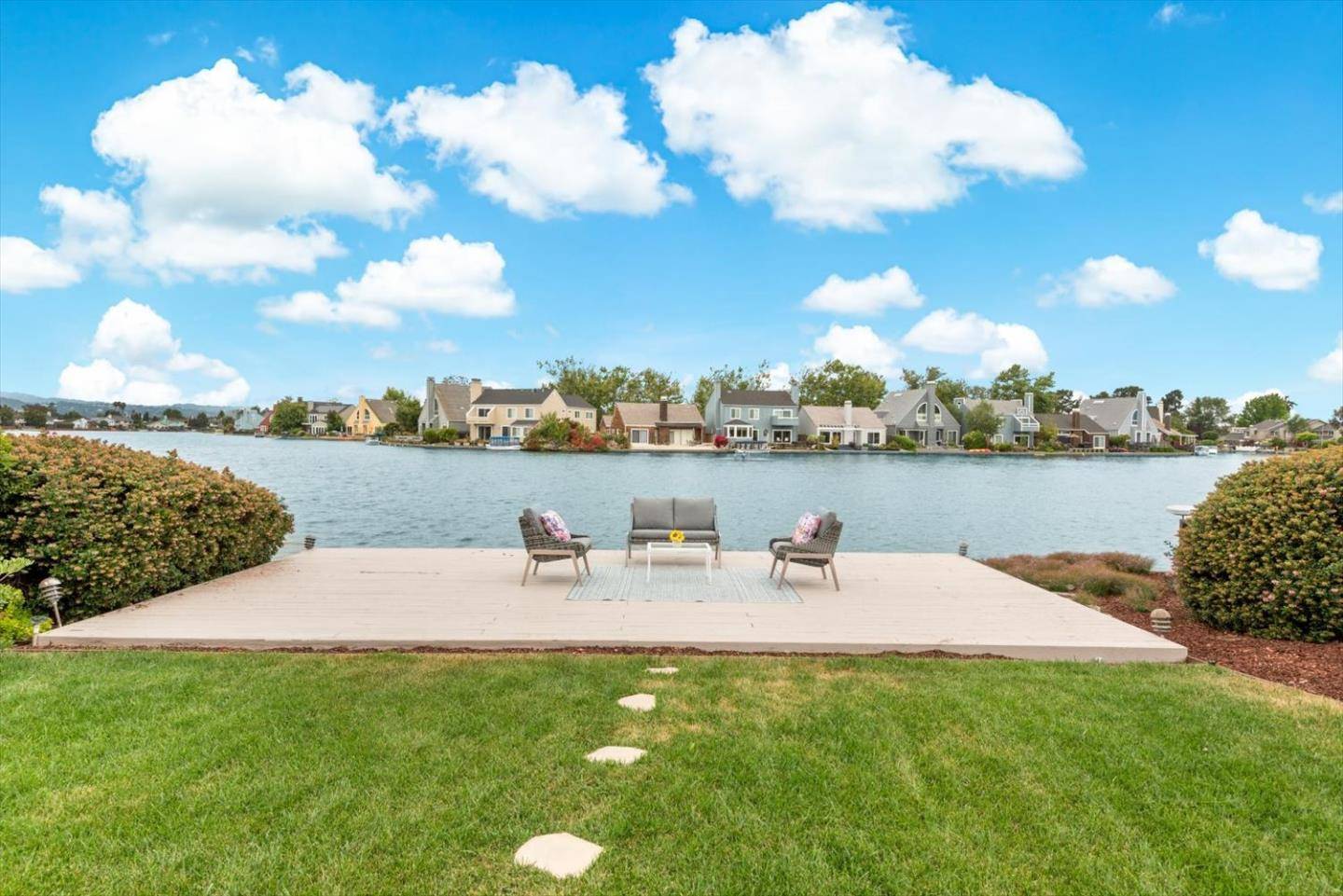 609 Santa Catalina Lane, Foster City, CA 94404
