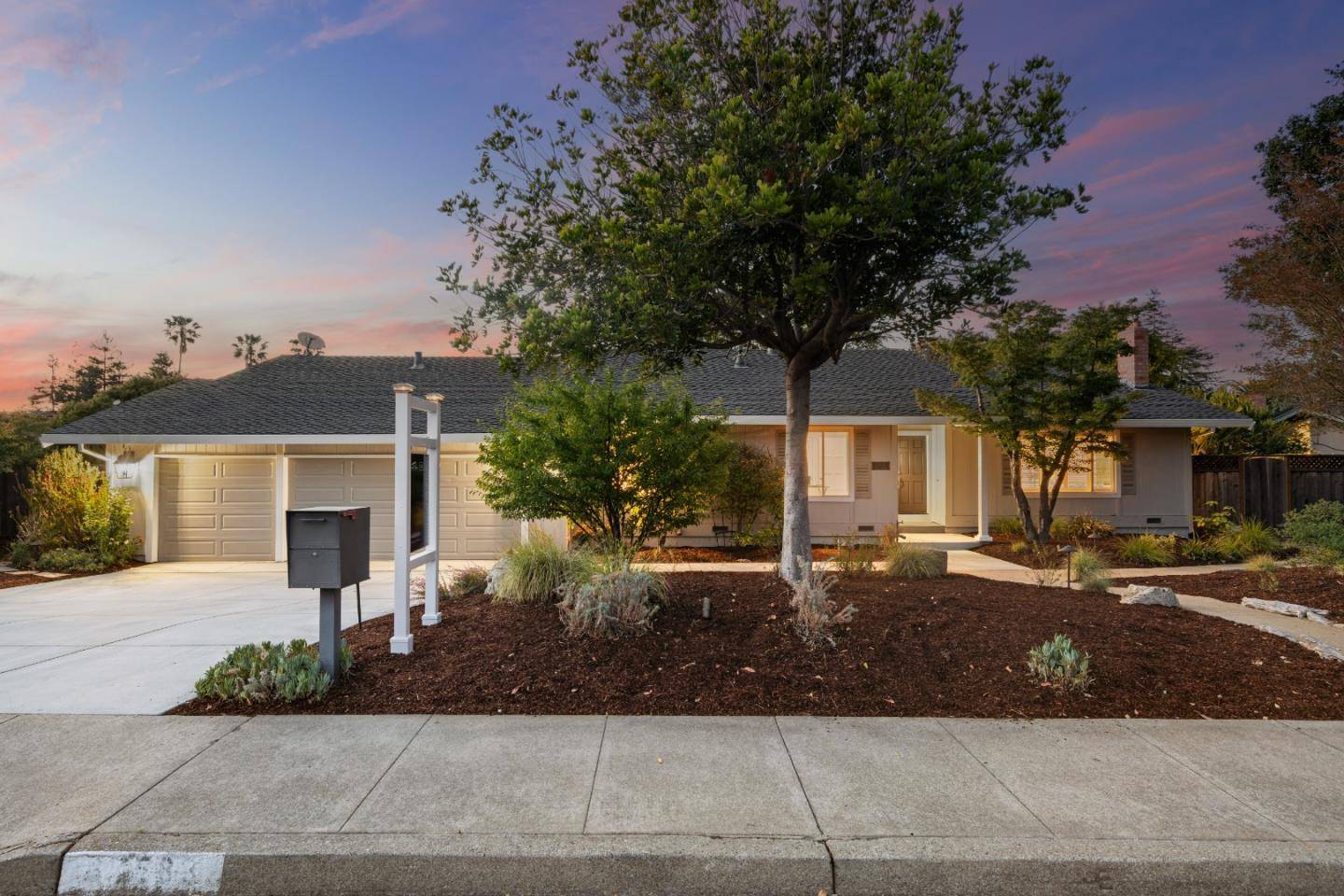 17583 Daves Avenue, Monte Sereno, CA 95030
