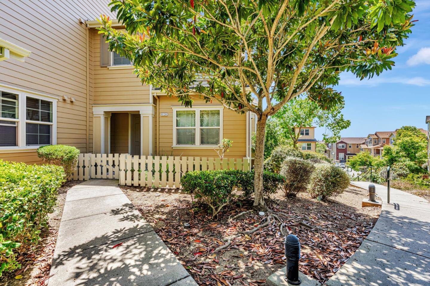 Oakland, CA 94605,6124 Old Quarry Loop