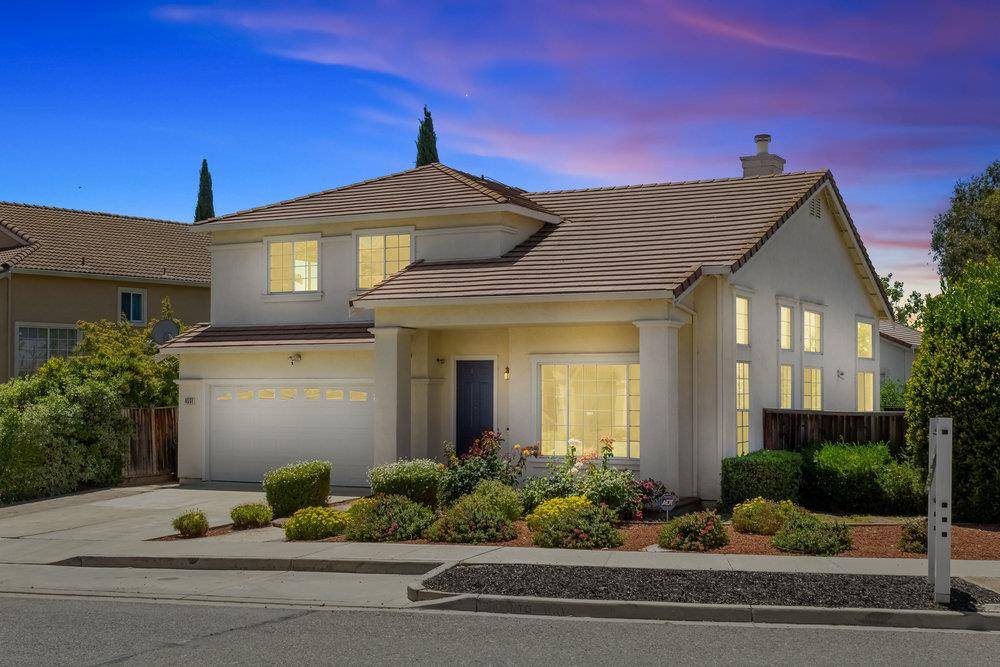 San Jose, CA 95135,4551 Encanto Way