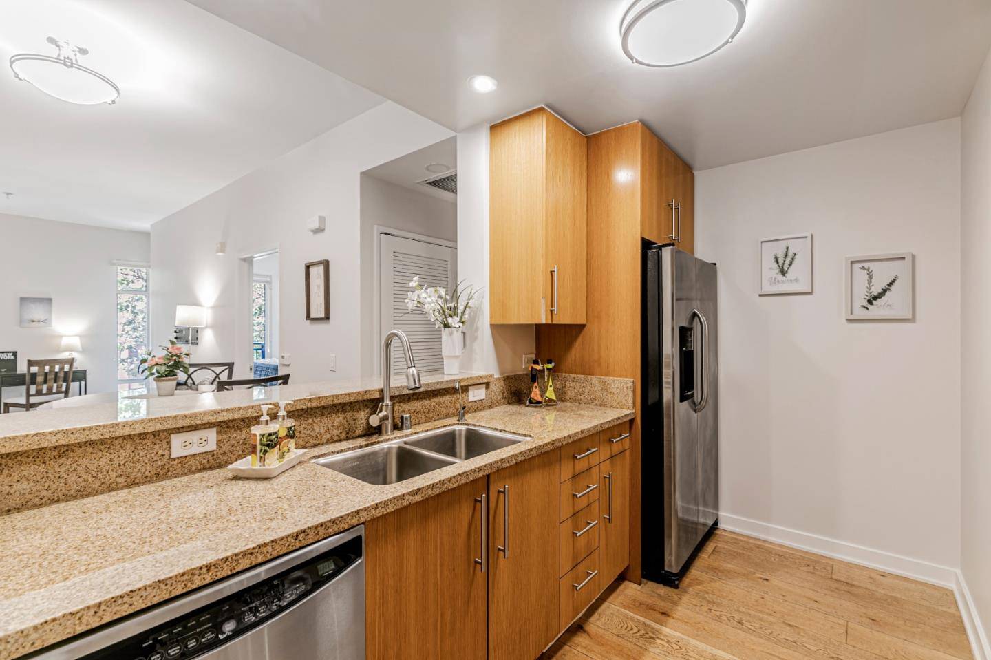 San Jose, CA 95113,20 S 2nd Street #333