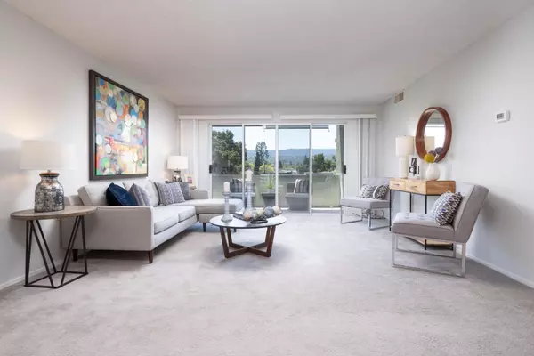 Redwood City, CA 94061,1458 HUDSON Street #305