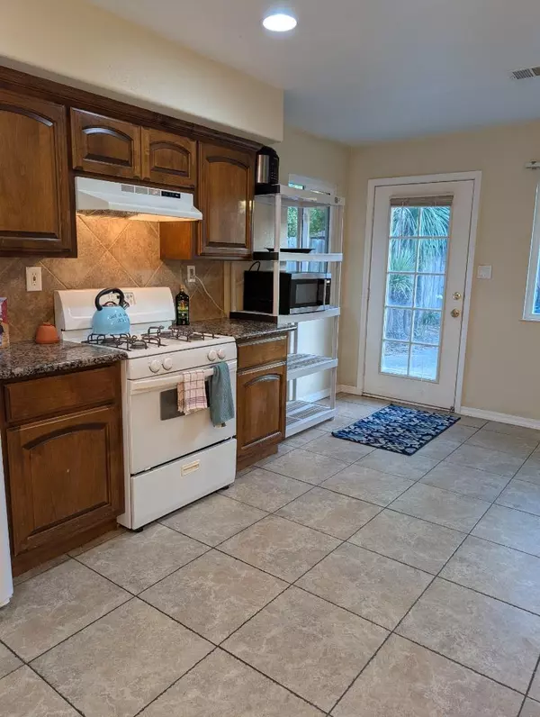 Stockton, CA 95207,3806 Round Valley Circle