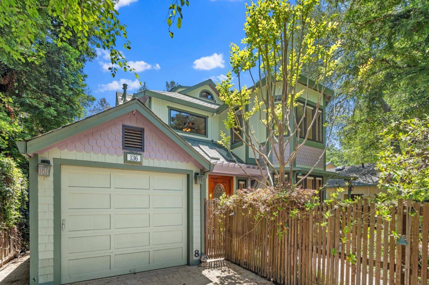 136 El Centro, Diablo, CA 94528
