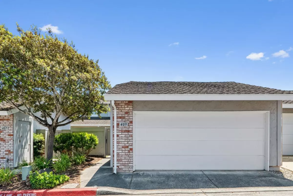 Aptos, CA 95003,409 Sailfish Drive