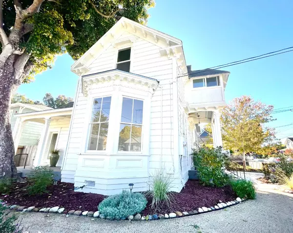 126 Cedar Street, Santa Cruz, CA 95060