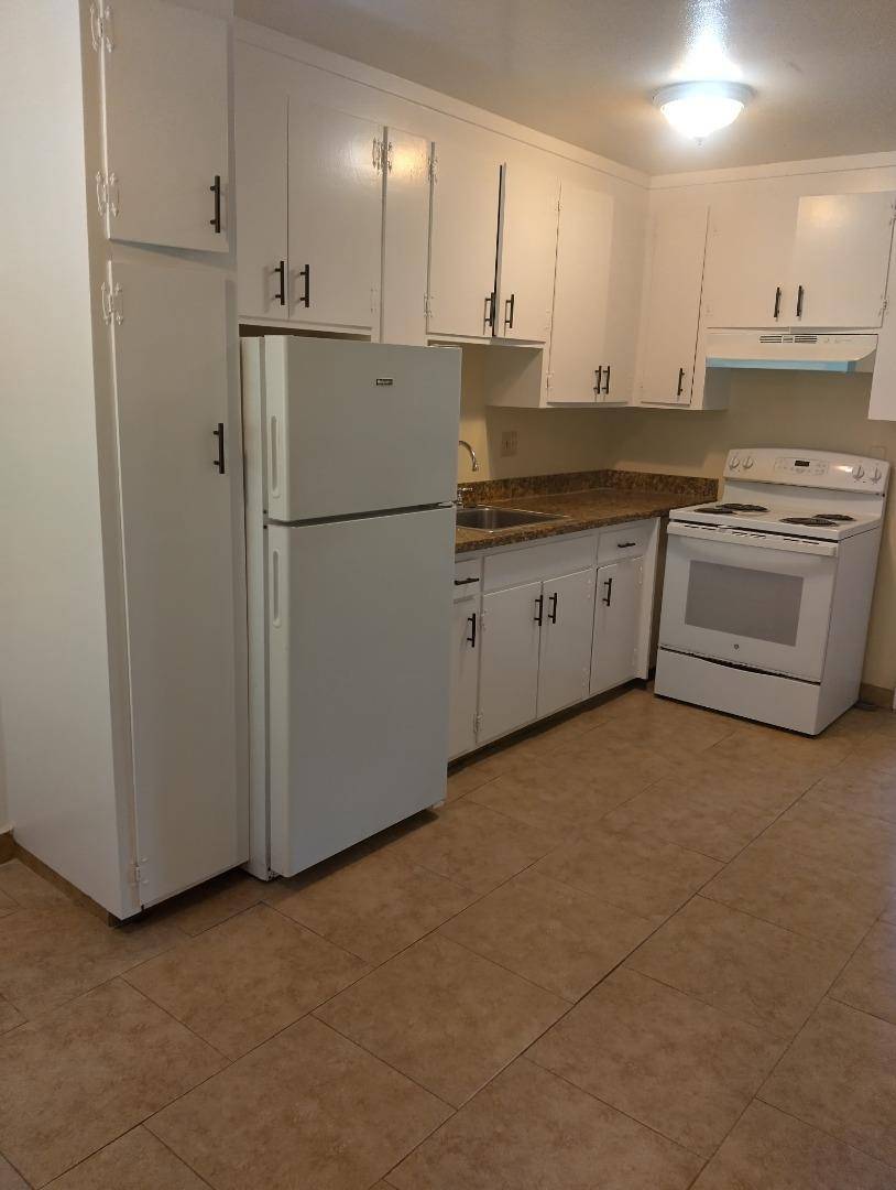 Redwood City, CA 94061,1439 Kentfield Avenue #12