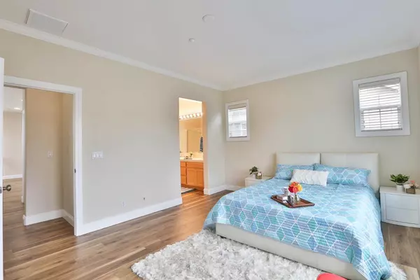 Sunnyvale, CA 94086,1051 W Iowa Avenue