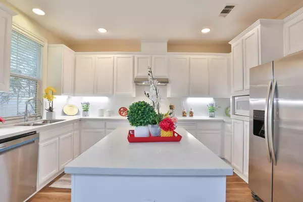 Sunnyvale, CA 94086,1051 W Iowa Avenue