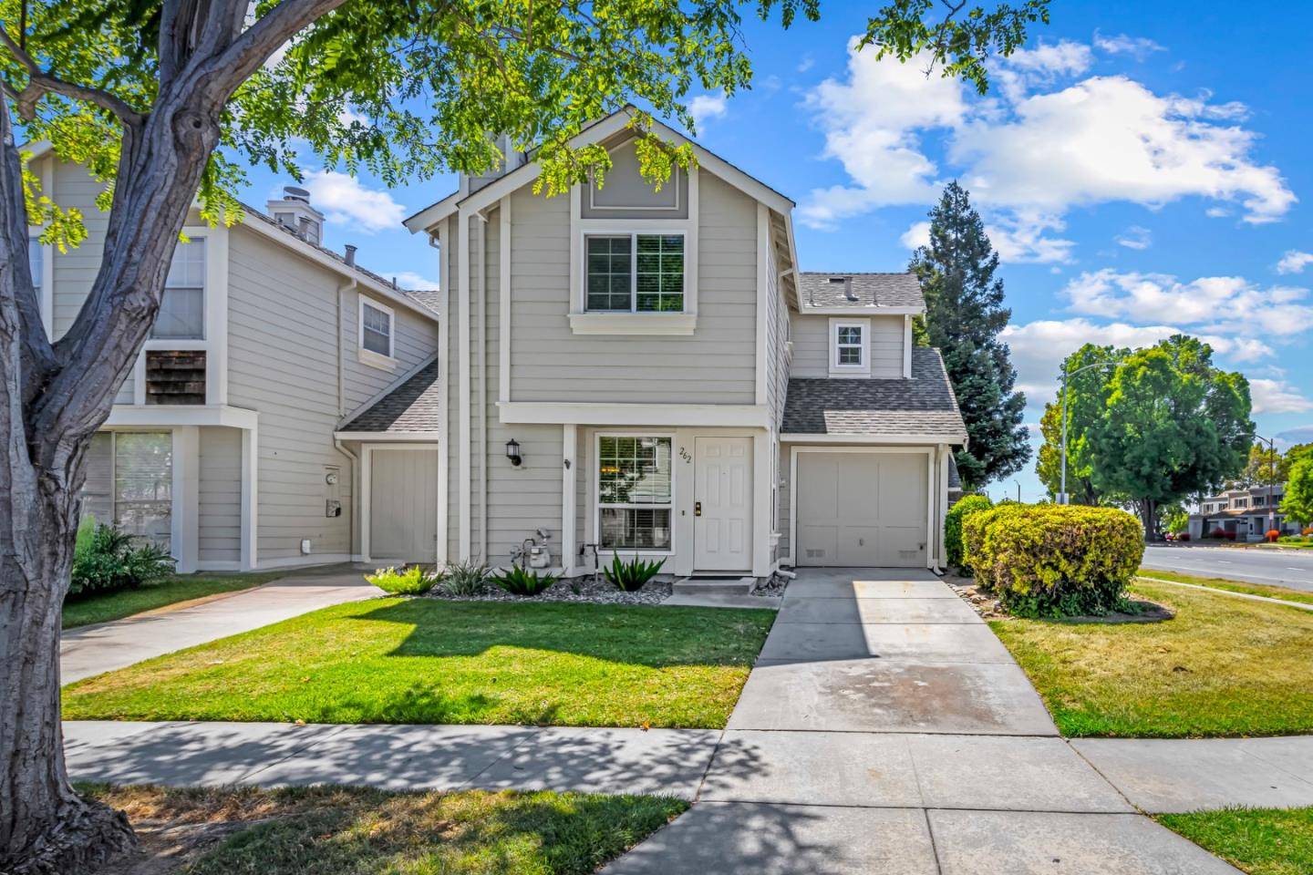 262 Banana Grove Lane, San Jose, CA 95123